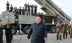 Kim Jong-un, yeni hava savunma füzesi testini izledi