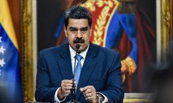 Venezuela'da yüzlerce kişi, Maduro'nun çağrısına uydu