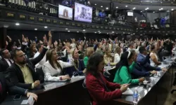 Venezuela, Rusya ile stratejik anlaşmayı destekliyor