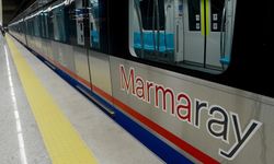 Marmaray Bakırköy İstasyonu'nda bir kişi raylara atladı!