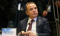 Muhittin Böcek hastaneye kaldırıldı!