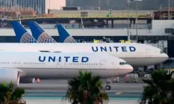 ABD'de hükümet krizi: Yüzlerce uçuş iptal edildi