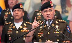 Venezuela: ABD'nin tüm tehditlerine "başı dik" şekilde karşılık veriyoruz