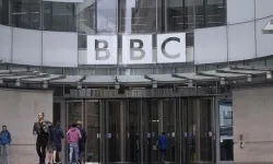 İngilizler BBC'yi konuşuyor: Muhafazakarlar kanala yandaşlarını atadı