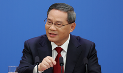 Başbakan Li Qiang’dan Rusya, Zambiya ve Güney Afrika’ya resmî ziyaretler