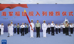 Xi, Çin’in yeni uçak gemisi 'Fujian'ın hizmete giriş törenine katıldı