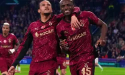 Aslan, Şampiyonlar Ligi'nde devleşti: Ajax'ı deplasmanda 3-0 mağlup etti!