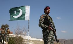 Pakistan'dan Afganistan'a sınır ötesi harekat sinyali