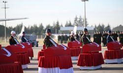 Mürted Hava Üssü’nde düzenlenen resmi törenle şehitlerimiz uğurlandı