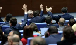 Bulgaristan’da Jelyazkov hükümetinin istifası parlamentoda onaylandı