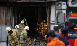 Huzurevinde yangın; 16 kişi hayatını kaybetti