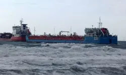 İstanbul açıklarında iki tanker acil durum çağrısı yaptı