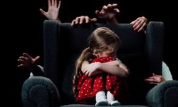 'Merdiven düştü' denilen 7 buçuk aylık bebek meğer darp edilmiş!