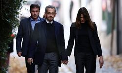 Sarkozy 23 saatlik tecrit günlerinde neler yaşadı?
