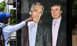 Trump, Epstein’ın özel uçağında 8 kez seyahat etmiş olabilir