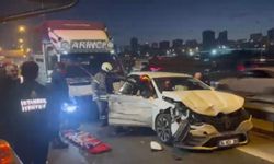 Bağcılar TEM’de zincirleme kaza: 5 araç çarpıştı, trafik kilitlendi