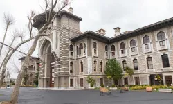 Taciz iddialarıyla gündeme gelen İstanbul Erkek Lisesi’nin müdürü görevden alındı