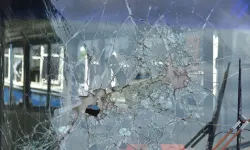 Hindistan’da feci kaza: Otobüs vadiye yuvarlandı