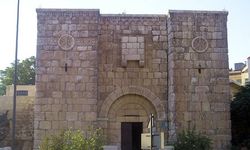 Şam’da Papa II. John Paul'ün hediye ettiği heykel çalındı