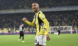 Fenerbahçe’de Becao’nun kadro dışı bırakılma nedeni ortaya çıktı