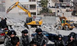 İsrail ateşkese rağmen Gazze’de yıkımı yoğunlaştırdı