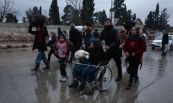 Halep'te yeni insani koridor