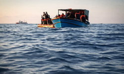 Umman’da Fransız turistleri taşıyan tekne battı: Üç ölü