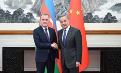 Wang Yi, Azerbaycanlı mevkidaşı Bayramov ile görüştü