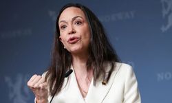 Machado bildiğiniz gibi...Ülkesine bomba yağdıran ABD'ye övgü üstüne övgü yağdırdı