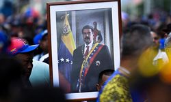 Venezuela’da Başkanlık Sarayı çevresinde silah sesleri: İHA'lara ateş açıldı!