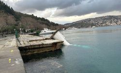 Sarıyer'de fırtına deniz fenerini yerinden söktü