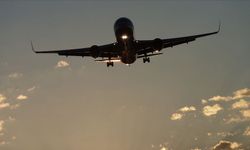 İran hava sahası uçuşlara yeniden açıldı