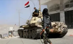 Yemen'de Güney Geçiş Konseyi kendini feshetti