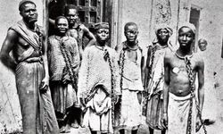 ABD’de yargıdan “Kölelik” kararı: Kaldırılan duvar yazıları geri getirilecek