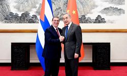 "Çin ve Küba her zaman ele ele ilerliyor"