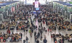 Çin’de Bahar Bayramı trafiğinde 221 milyonluk günlük rekor