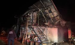 Uşak’ta prefabrik evde facia: Karı-koca yanarak can verdi