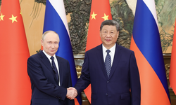 Xi Jinping, Putin ile görüştü