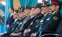 Pezeşkiyan'dan güvenlik güçlerine: 'Toplumsal olaylar en az zararla yönetilmeli'