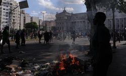 Arjantin’de çalışma reformuna karşı grev: Binlerce kişi meydanlarda