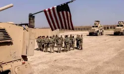 Suriye ordusu Tenef’te: ABD 10 yılın ardından üsten çekildi