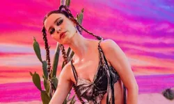 Beren Saat müzik kariyerine başladı: İlk şarkısı “CapitaliZoo” yayında!