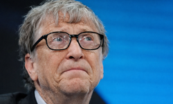 Bill Gates'ten sansasyonel itiraf: 'Evliyken ilişkiye giriyordum'