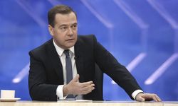 Medvedev: Maduro'nun kaçırılması, uluslararası hukuka aykırı