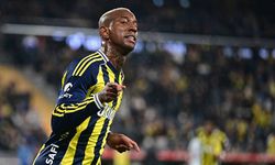 Fenerbahçe, Anderson Talisca'nın sözleşmesini uzattı