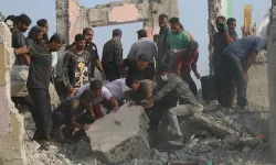 Çin'den İran'daki okul katliamında ailelere 200 bin dolarlık yardım