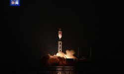 Çin, uzaya yeni navigasyon uyduları fırlattı