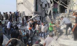 İran Kızılayı: Hava saldırılarında 9 bin 669 sivil yapı zarar gördü