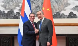 Çin ve Küba’dan ilişkileri güçlendirme mesajı