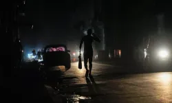 Küba’da elektrik sistemi çöktü! Tüm ülke karanlığa gömüldü